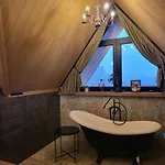 Alpehytte Bialczanskie Bacowki, Dom Dla 10os