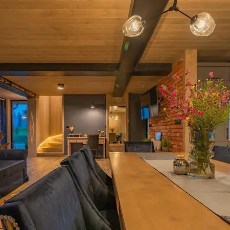 Bialczanskie Bacowki, Dom Dla 10os * ビャウカ